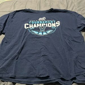 Fanatics T shirt